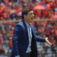Sebastián Bini con un pie afuera de Municipal