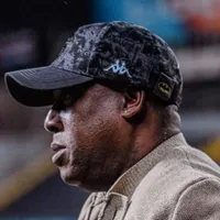 Hernán Medford recibió una mala noticia.