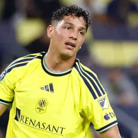 Warren Madrigal sigue sin jugar: el motivo real de su ausencia en Nashville tras ser desafectado de La Sele