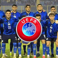 Selección El Salvador y el logo de la UEFA.