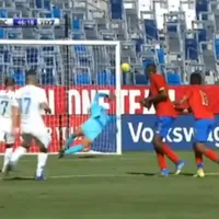Tremendo atajadón de Esteban Alvarado en la primer parte contra EUA