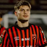 Elián Quesada podría seguir su carrera fuera de Alajuelense.
