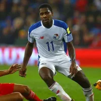 Armando Cooper hace crecer los rumores de un regreso al fútbol argentino