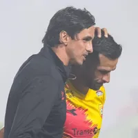 Bryan Ruiz se fue por temas personales de Alajuelense.