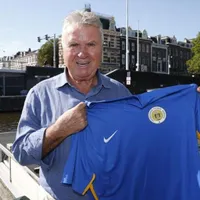Guus Hiddink, entrenador de Curazao, se ve ganando el grupo de Guatemala