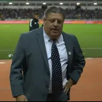 El gesto polémico de Miguel Herrera. (Foto: Captura de Pantalla)