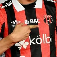 Alajuelense lo dejó ir y ahora lo buscan de varios equipos.