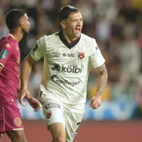 Alajuelense le saca más distancia a Saprissa.