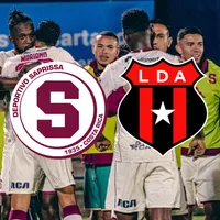 festejo de gol de saprissa-alajuelense