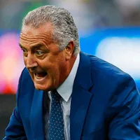 Gustavo Alfaro ya tiene problemas en Paraguay y no se fue de Costa Rica todavía.