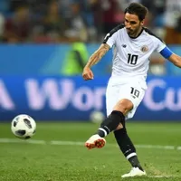 Bryan Ruiz es esperado en Santos para definir su estreno