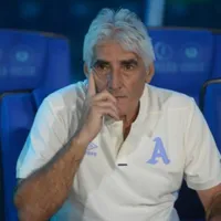 “Al equipo le está costando”: Ernesto Corti lanzó fuerte crítica a sus jugadores tras el debut de Alianza