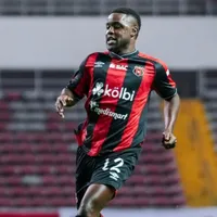 Joel Campbell y sus problemas de rendimiento.