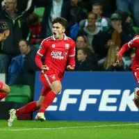 El F.C Twente quiere extender contrato con Manfred Ugalde por un año más