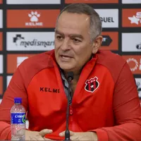 joseph joseph-presidente de alajuelense-en conferencia