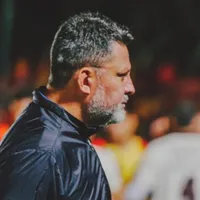 Jafet Soto quedó muy molesto con sus jugadores. (UNAFUT)