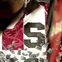 Las diferencias económicas entre Alajuelense y Saprissa.