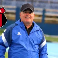 Willy Olivera recibe la noticia más esperada por Comunicaciones que preocupa a Alajuelense