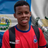 Jair Asprilla: el juvenil por el que se pelean El Salvador y Guatemala