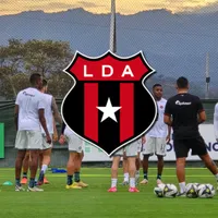 Alajuelense recibe una dura noticia.
