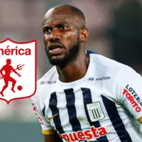Cecilio Waterman con la camisa de Alianza Lima.