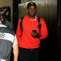 Joel Campbell en el ojo de la tormenta.