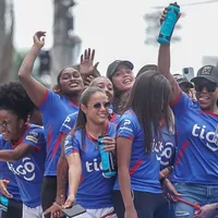 Panameños se reunieron para recibir a las selecciones Sub-17 y Femenina tras la clasificación