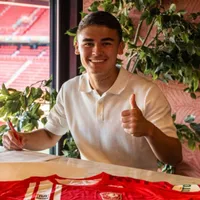 ¡Es oficial! Manfred Ugalde extiende su ligamen con el Twente