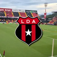 Estuvo en riesgo el partido ente Alajuelense y Olimpia. (Foto: Everardo Herrera)