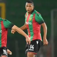 ¡Nueva posición! Rigoberto Rivas fue titular en Ternana con un rol diferente