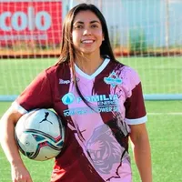 Ana Lucía Martínez es presentada en su nuevo equipo