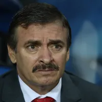 Óscar Ramírez deberá agarrar un equipo complicado.