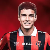 Fernando Lesme le tira un guiño a Alajuelense sobre su futuro. (Foto: Kevin Jiménez)