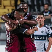 Saprissa celebra un nuevo fichaje.