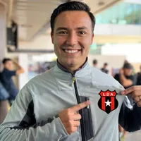 Cubo Torres a Alajuelense: la Liga quiere robarle el goleador a Jafet Soto