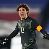 El lapidario dato que ubica a Guillermo Ochoa por encima de Keylor Navas