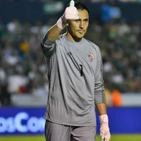 Keylor retribuyó el cariño de la afición azteca