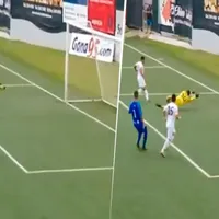 ¿La atajada del ascenso? El "arquero goleador" vuelve a sorprender