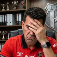 Ismael Rescalvo no logra tener el central que tanto necesita.