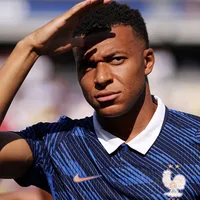 Mbappé metió doblete, batió un récord de Ronaldo y va por Messi: cuántos goles tiene en Mundiales
