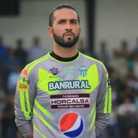 Adrián Lemos salió portero menos batido en Guatemala de forma muy curiosa