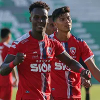 Rubilio Castillo anota doblete con Royal Pari