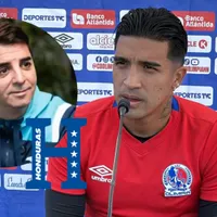 Michaell Chirinos sacude a Francis Hernández con la frase que nadie esperaba en la Selección de Honduras: "No sé si lo tiene"