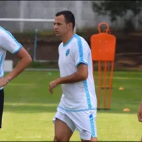 Marco Pappa se entrenó con normalidad en Guatemala
