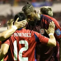 Kendall Waston calienta la previa. (Foto: IMago)
