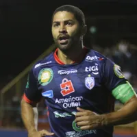 Castigo sobre San Carlos anula el gol histórico de Álvaro Saborío