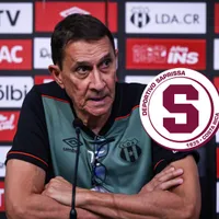 Alexandre Guimaraes en conferencia de prensa.