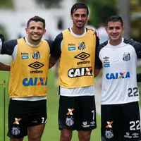 Bryan Ruiz demostró que como cantante es un gran futbolista
