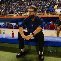 Hugo Pérez confirmó conversaciones con naturalizados para La Selecta
