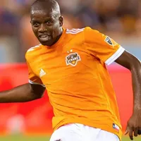 Boniek García seguirá un año más en Houston